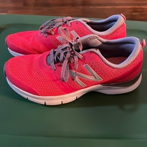 Coral/pink new balance shoes